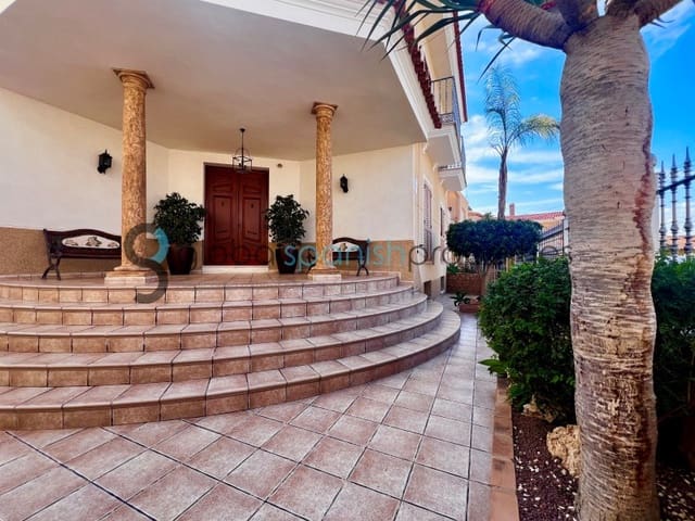 6 chambre Villa/Maison à vendre à Cuevas del Almanzora avec piscine garage - 370 000 € (Ref: 9262869)