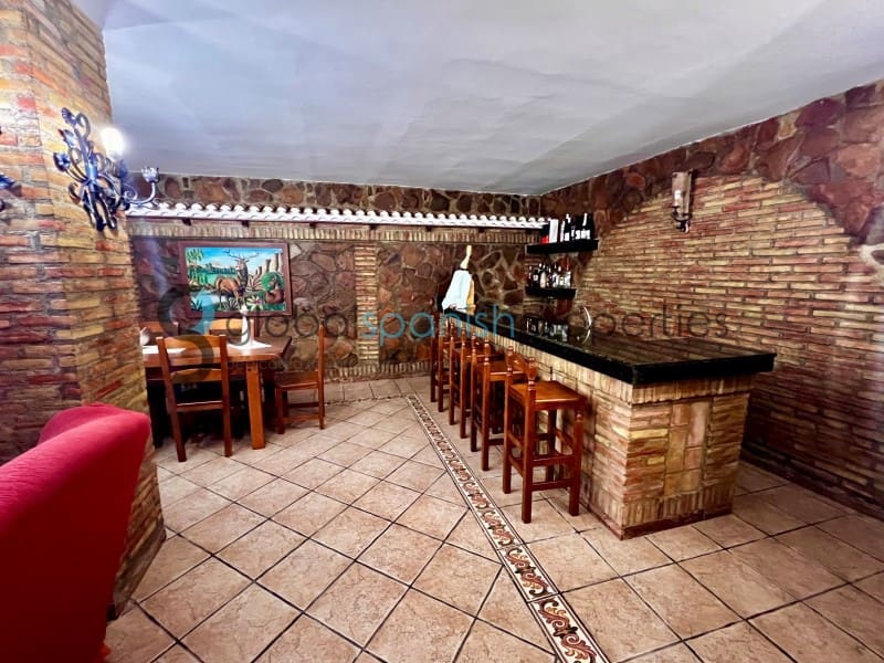 6 chambre Villa/Maison à vendre à Cuevas del Almanzora avec piscine garage - 370 000 € (Ref: 9262869)