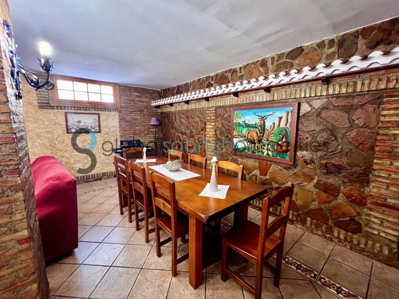 6 chambre Villa/Maison à vendre à Cuevas del Almanzora avec piscine garage - 370 000 € (Ref: 9262869)