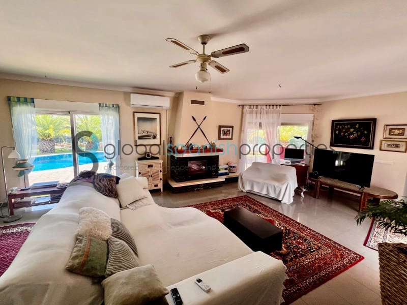 5 soveværelse Villa til salg i Vera med swimmingpool garage - € 1.350.000 (Ref: 9285113)