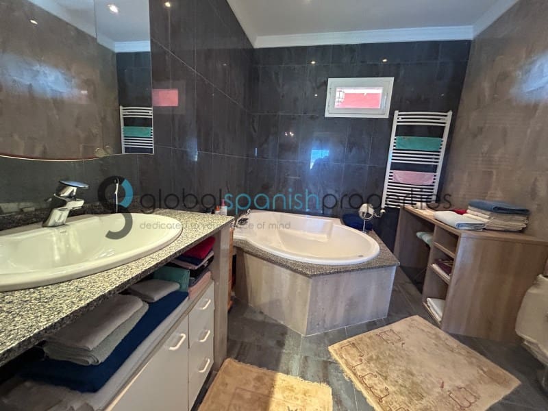 5 soveværelse Villa til salg i Vera med swimmingpool garage - € 1.350.000 (Ref: 9285113)