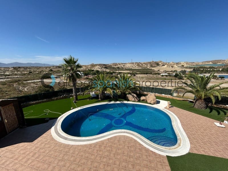 5 soveværelse Villa til salg i Vera med swimmingpool garage - € 1.350.000 (Ref: 9285113)