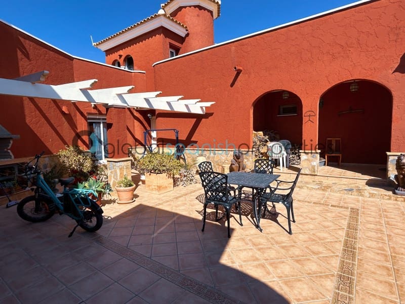 5 soveværelse Villa til salg i Vera med swimmingpool garage - € 1.350.000 (Ref: 9285113)