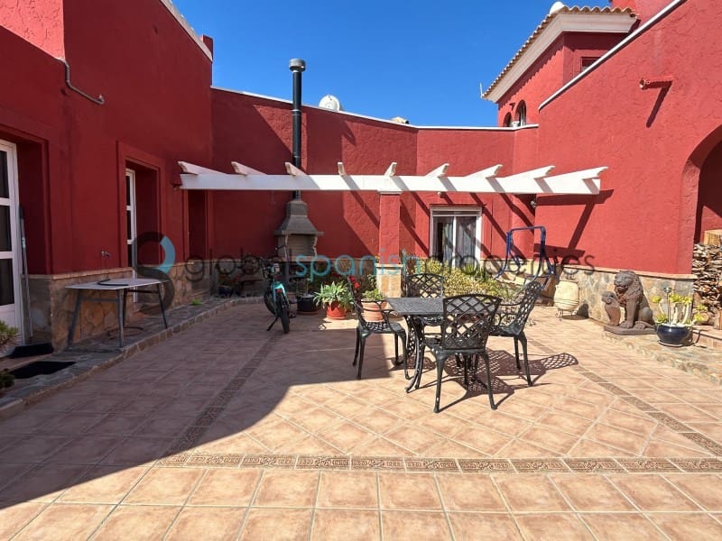 5 soveværelse Villa til salg i Vera med swimmingpool garage - € 1.350.000 (Ref: 9285113)