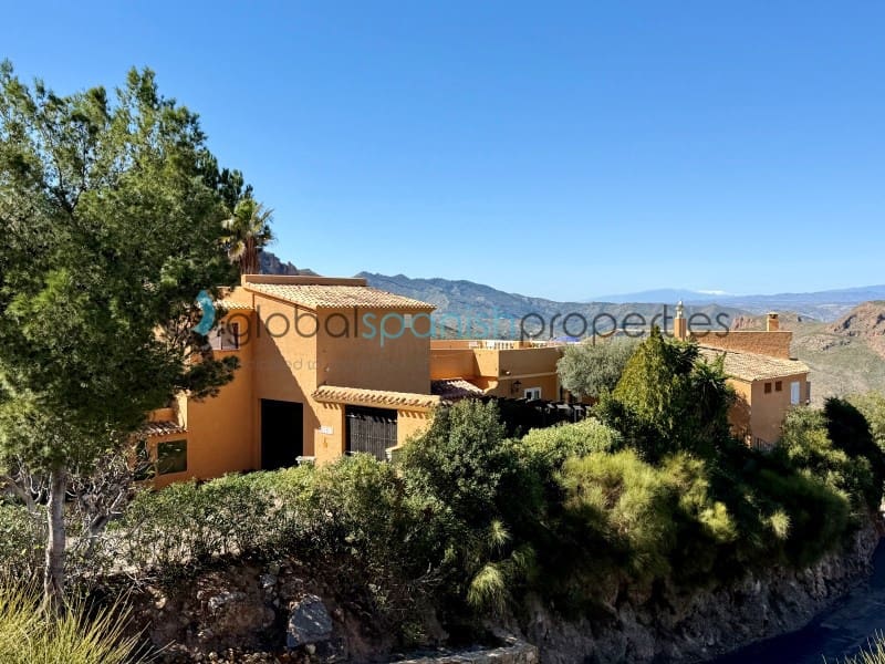 4 slaapkamer Villa te koop in Turre - € 450.000 (Ref: 9648247)