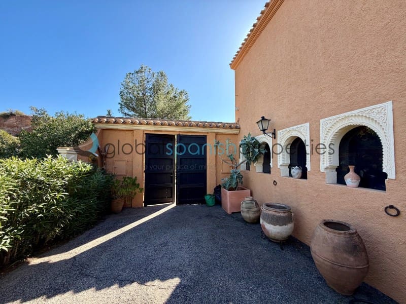 4 slaapkamer Villa te koop in Turre - € 450.000 (Ref: 9648247)