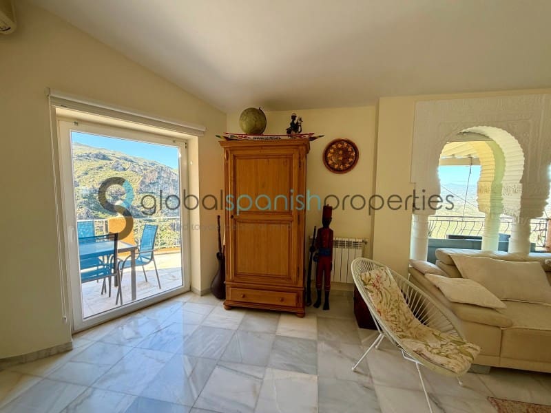 4 slaapkamer Villa te koop in Turre - € 450.000 (Ref: 9648247)