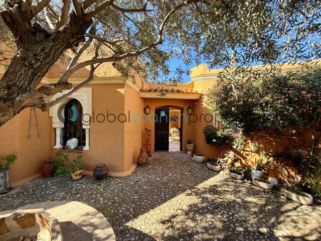 4 slaapkamer Villa te koop in Turre - € 450.000 (Ref: 9648247)