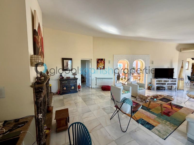 4 slaapkamer Villa te koop in Turre - € 450.000 (Ref: 9648247)