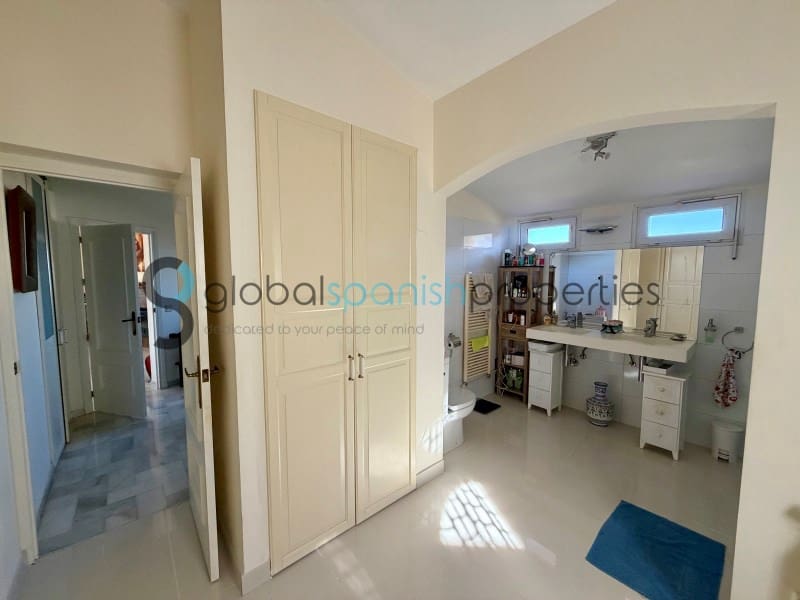 4 slaapkamer Villa te koop in Turre - € 450.000 (Ref: 9648247)