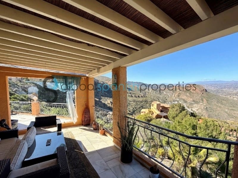 4 slaapkamer Villa te koop in Turre - € 450.000 (Ref: 9648247)