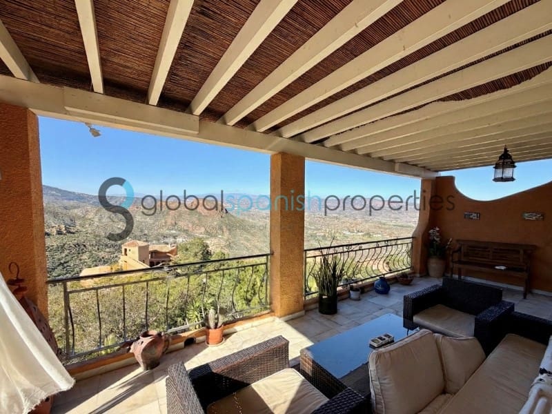 4 slaapkamer Villa te koop in Turre - € 450.000 (Ref: 9648247)