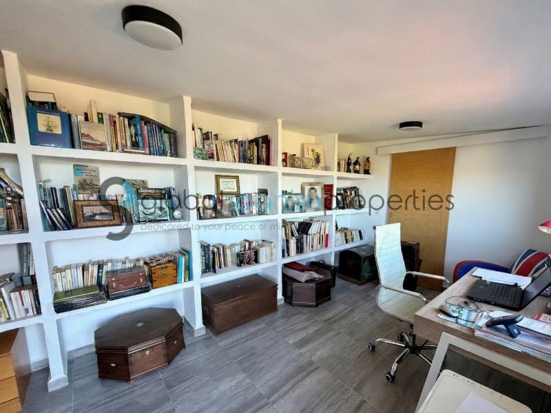 4 slaapkamer Villa te koop in Turre - € 450.000 (Ref: 9648247)