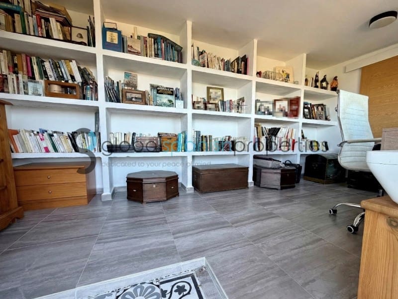 4 slaapkamer Villa te koop in Turre - € 450.000 (Ref: 9648247)