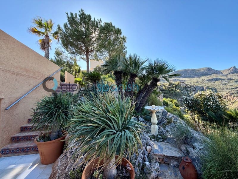 4 slaapkamer Villa te koop in Turre - € 450.000 (Ref: 9648247)