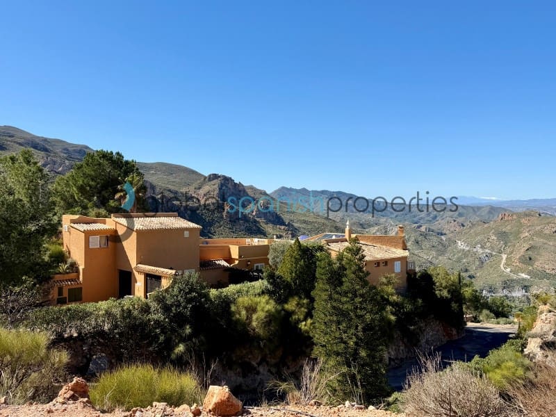 4 slaapkamer Villa te koop in Turre - € 450.000 (Ref: 9648247)