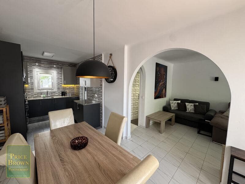 3 quarto Casa em Banda para venda em Mojacar com piscina garagem - 269 000 € (Ref: 10000895)