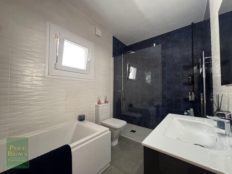 3 quarto Casa em Banda para venda em Mojacar com piscina garagem - 269 000 € (Ref: 10000895)