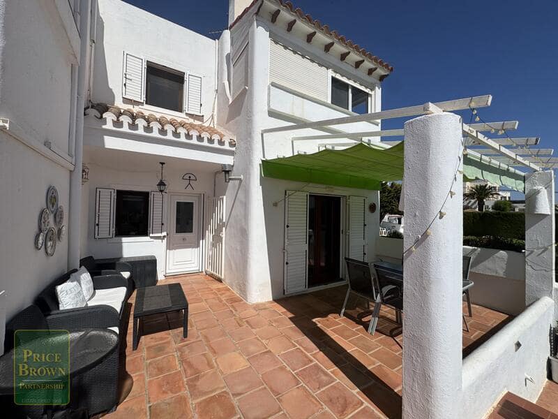 3 quarto Casa em Banda para venda em Mojacar com piscina garagem - 269 000 € (Ref: 10000895)
