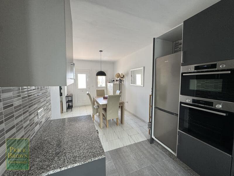 3 quarto Casa em Banda para venda em Mojacar com piscina garagem - 269 000 € (Ref: 10000895)