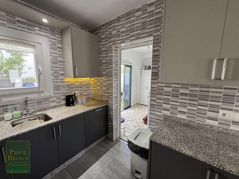 3 quarto Casa em Banda para venda em Mojacar com piscina garagem - 269 000 € (Ref: 10000895)