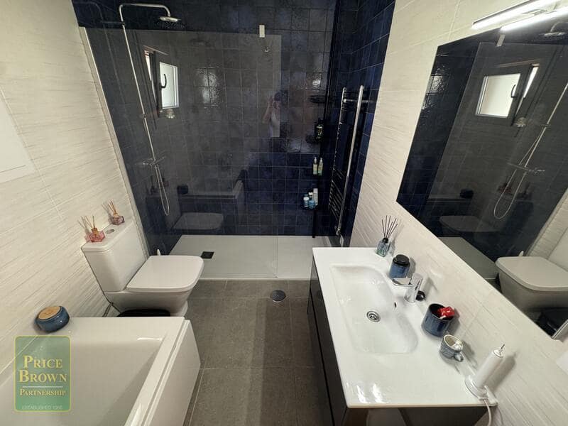 3 quarto Casa em Banda para venda em Mojacar com piscina garagem - 269 000 € (Ref: 10000895)