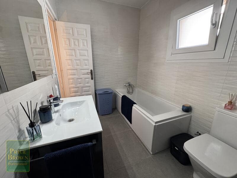 3 quarto Casa em Banda para venda em Mojacar com piscina garagem - 269 000 € (Ref: 10000895)