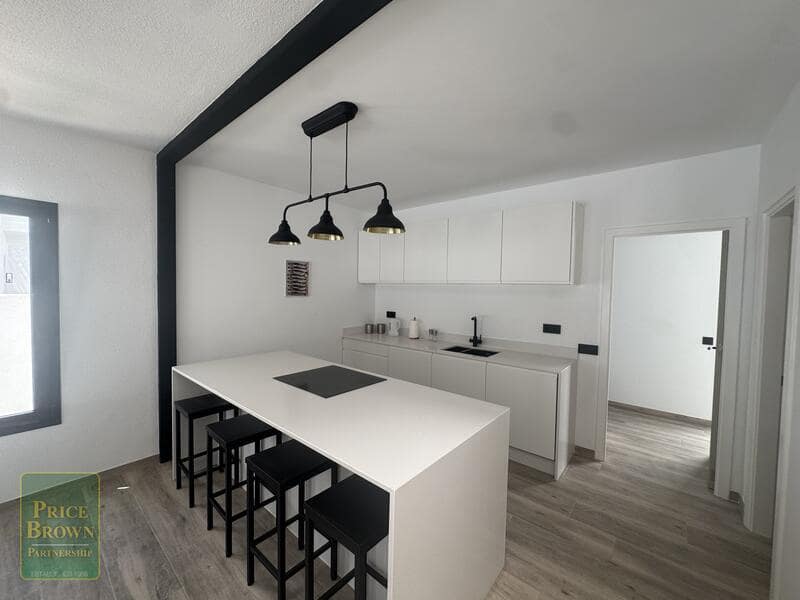 3 sypialnia Willa na sprzedaż w Mojacar z basenem garażem - 599 000 € (Ref: 10001047)