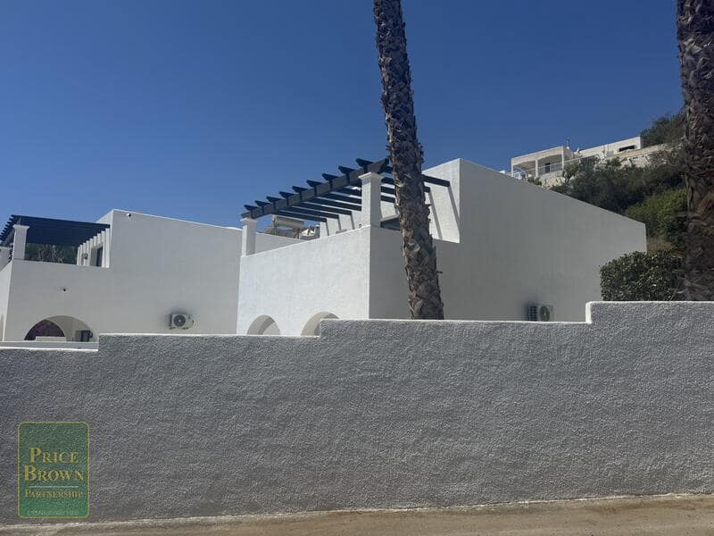 3 sypialnia Willa na sprzedaż w Mojacar z basenem garażem - 599 000 € (Ref: 10001047)
