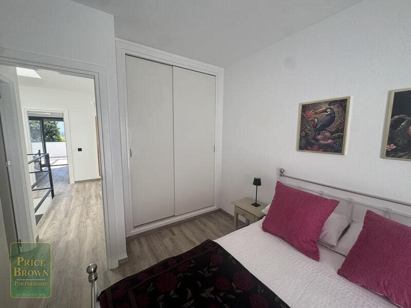3 sypialnia Willa na sprzedaż w Mojacar z basenem garażem - 599 000 € (Ref: 10001047)