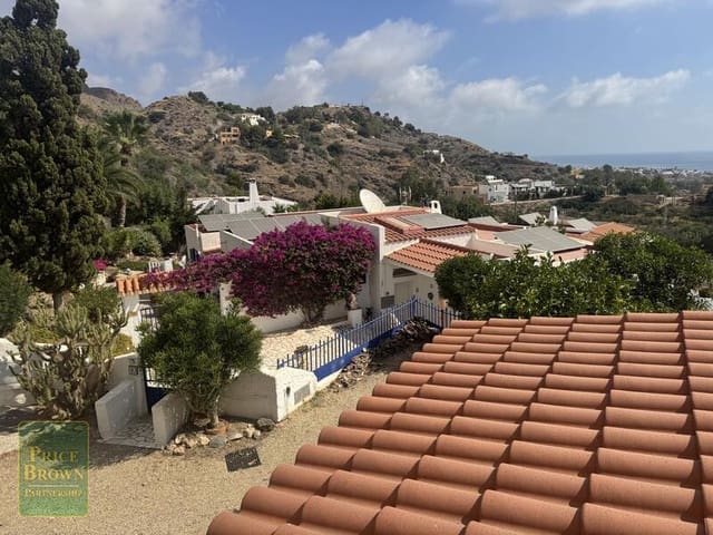 Chalet de 3 habitaciones en La Paratá, Huércal-Overa en venta con garaje - 449.500 € (Ref: 10004699)