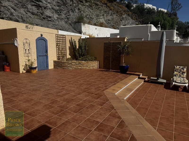 2 soverom Villa til salgs i Mojacar med svømmebasseng garasje - € 525 000 (Ref: 10060885)