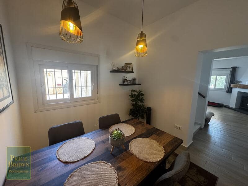 2 soverom Villa til salgs i Mojacar med svømmebasseng garasje - € 525 000 (Ref: 10060885)