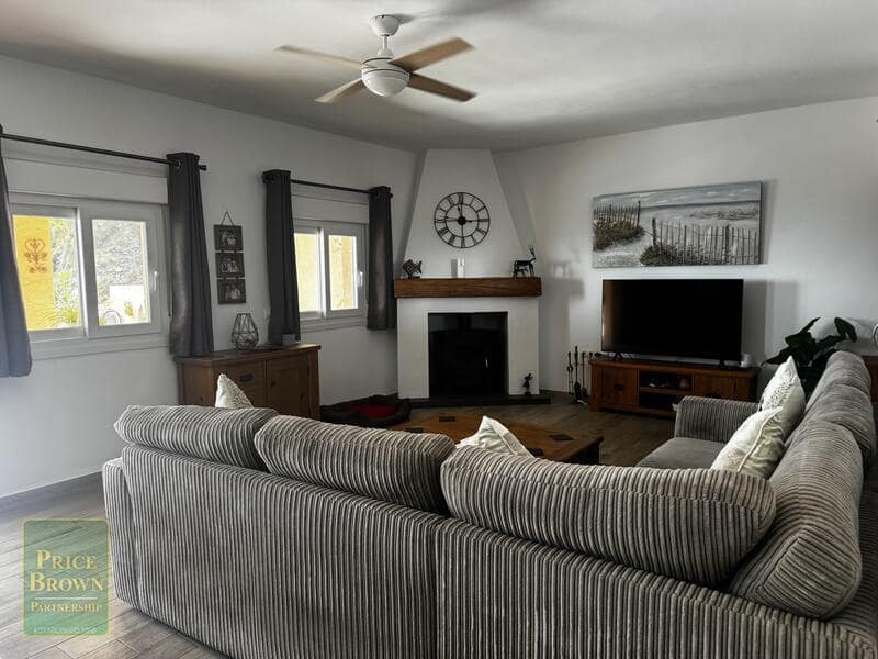 2 soverom Villa til salgs i Mojacar med svømmebasseng garasje - € 525 000 (Ref: 10060885)