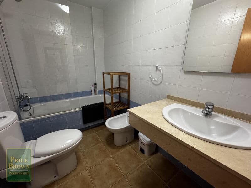 2 quarto Apartamento para venda em Mojacar com piscina garagem - 190 000 € (Ref: 10106435)