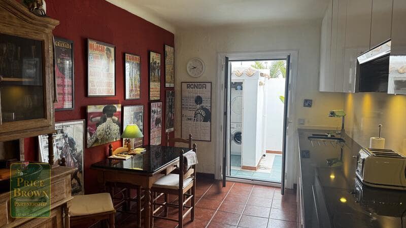 3 makuuhuone Omakotitalo myytävänä paikassa Mojacar mukana uima-altaan 
autotalli - 395 000 € (Ref: 10145019)
