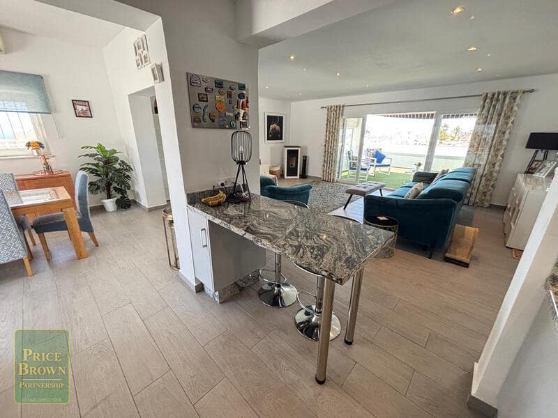 4 sypialnia Willa na sprzedaż w Mojacar z basenem garażem - 699 500 € (Ref: 10154073)