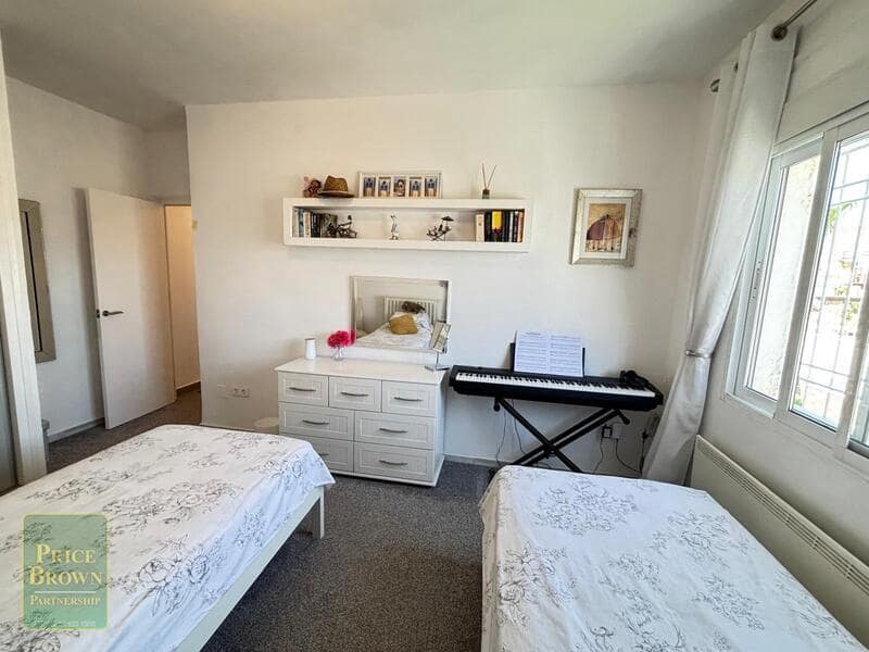 4 sypialnia Willa na sprzedaż w Mojacar z basenem garażem - 699 500 € (Ref: 10154073)