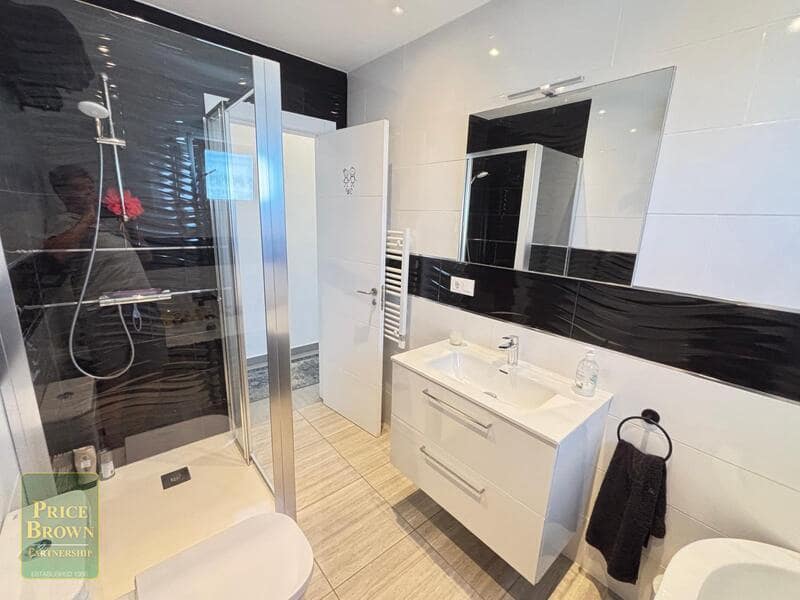 4 sypialnia Willa na sprzedaż w Mojacar z basenem garażem - 699 500 € (Ref: 10154073)