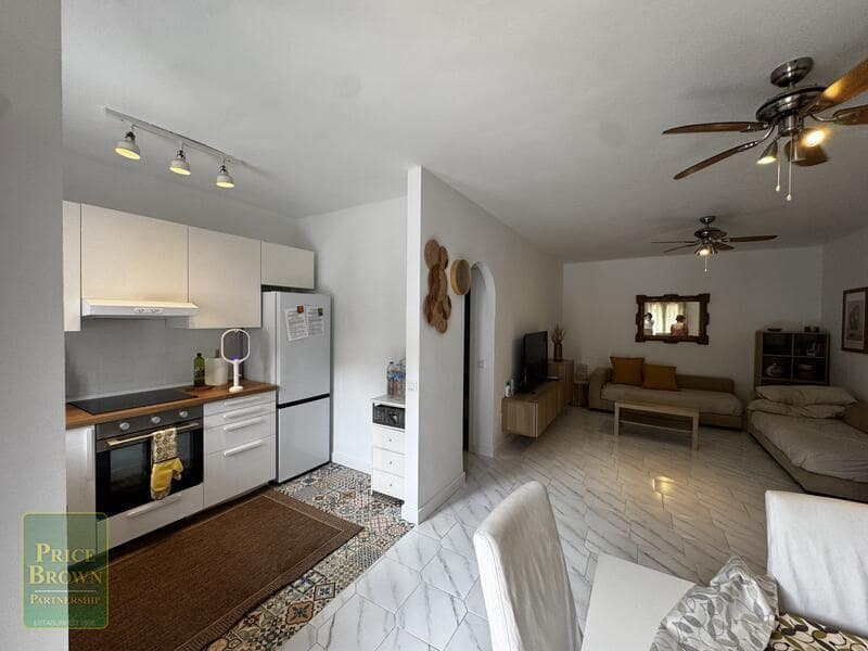 2 soverom Hus til salgs i Mojacar med svømmebasseng garasje - € 380 000 (Ref: 10155847)