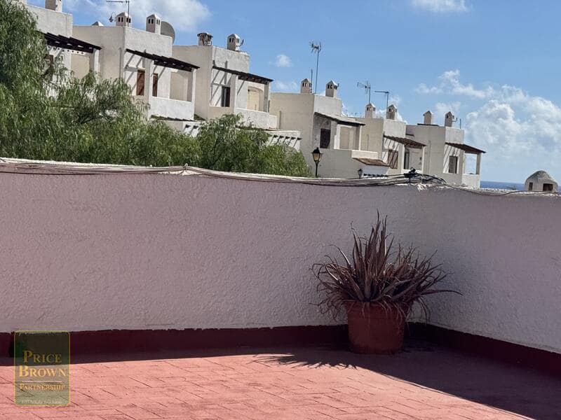 2 soverom Hus til salgs i Mojacar med svømmebasseng garasje - € 380 000 (Ref: 10155847)