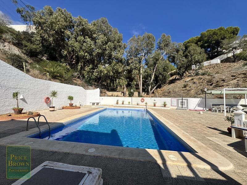 2 soverom Hus til salgs i Mojacar med svømmebasseng garasje - € 380 000 (Ref: 10155847)
