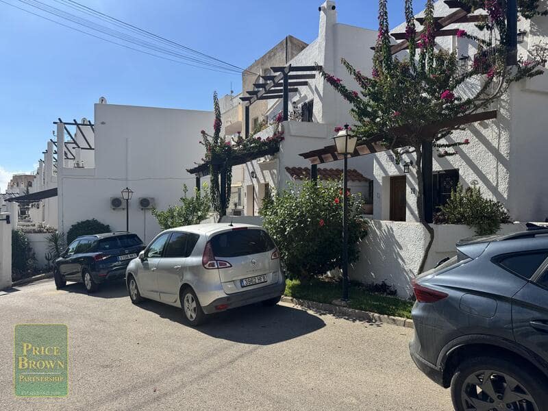 2 soverom Hus til salgs i Mojacar med svømmebasseng garasje - € 380 000 (Ref: 10155847)