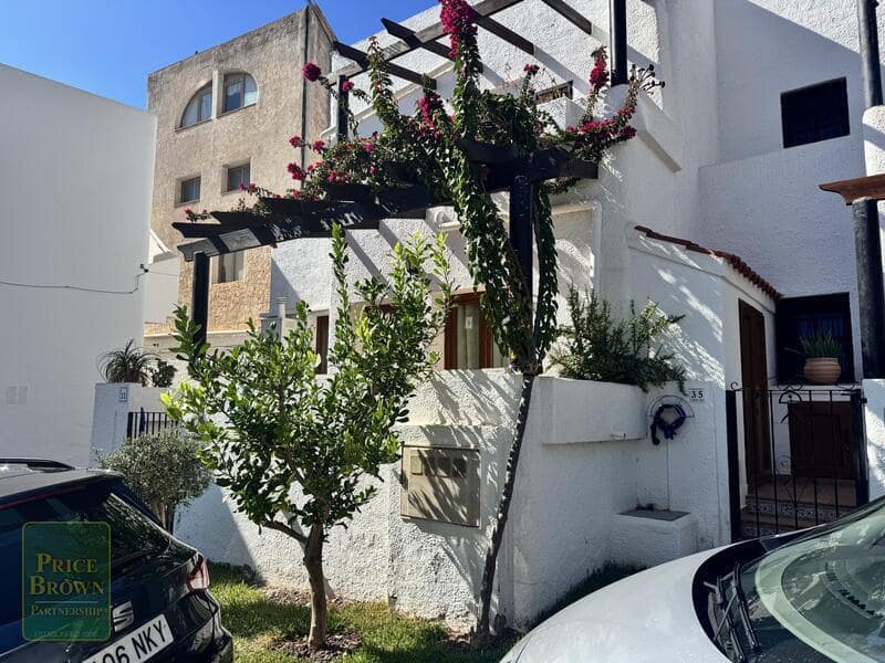 2 soverom Hus til salgs i Mojacar med svømmebasseng garasje - € 380 000 (Ref: 10155847)