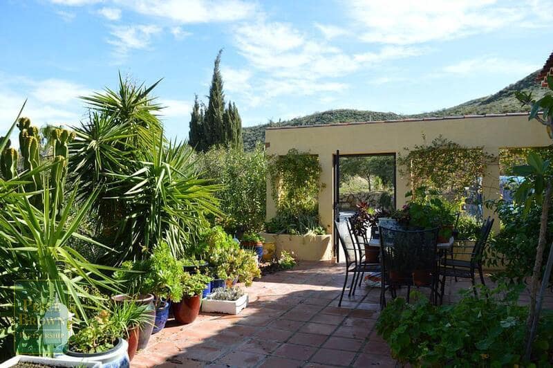 10 soverom Villa til salgs i Turre med svømmebasseng garasje - € 850 000 (Ref: 10172712)