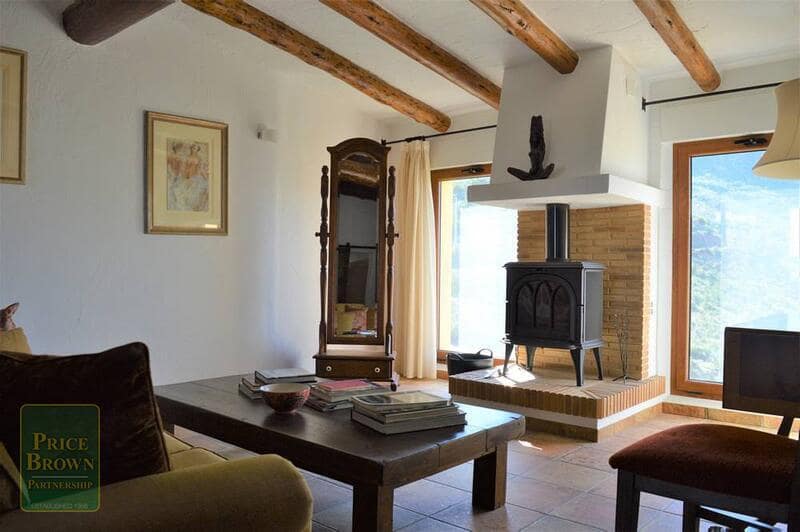 10 soverom Villa til salgs i Turre med svømmebasseng garasje - € 850 000 (Ref: 10172712)