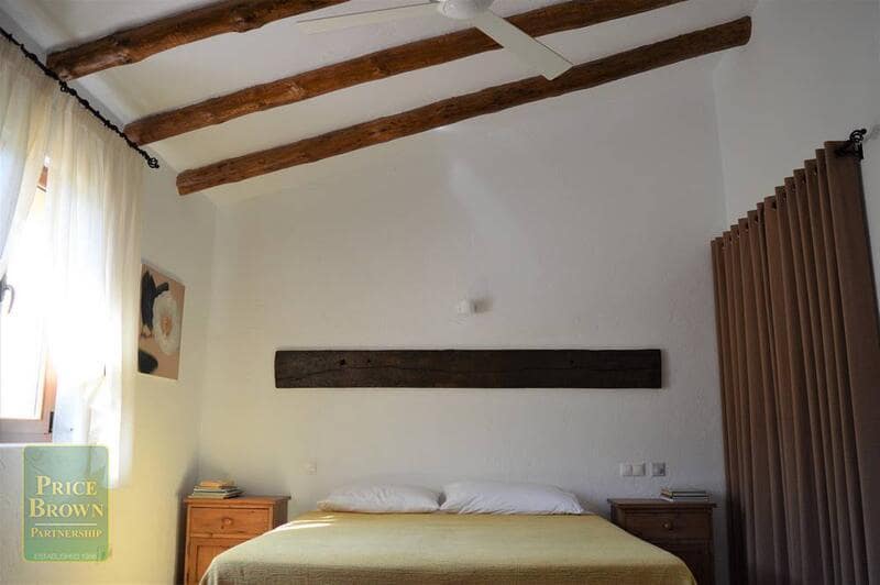 10 soverom Villa til salgs i Turre med svømmebasseng garasje - € 850 000 (Ref: 10172712)