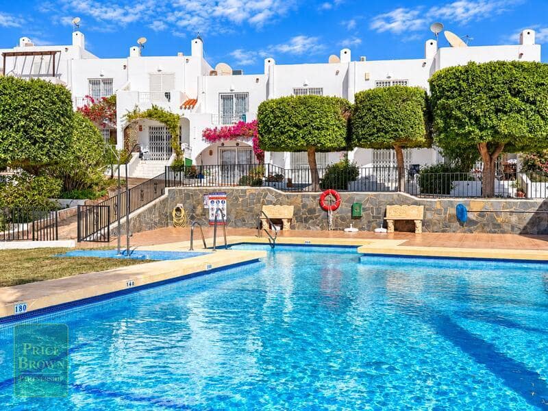 2 sypialnia Dom na sprzedaż w Mojacar z basenem garażem - 275 000 € (Ref: 10172834)