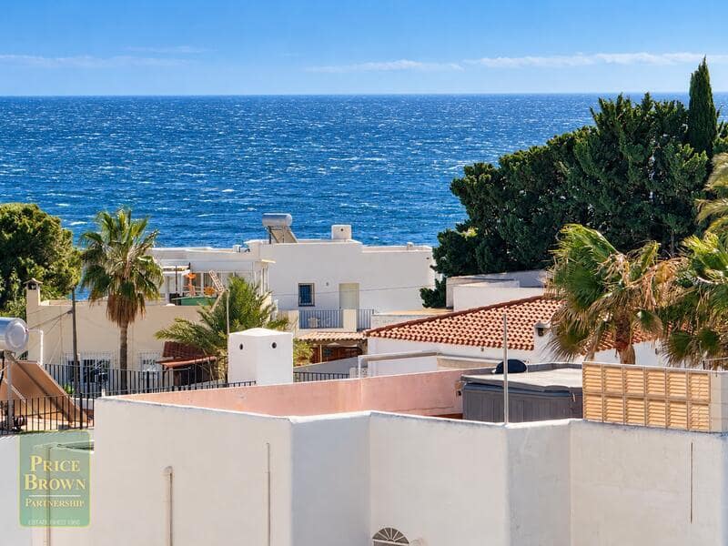 2 sypialnia Dom na sprzedaż w Mojacar z basenem garażem - 275 000 € (Ref: 10172834)