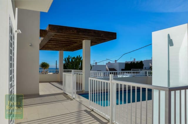 4 bedroom Villa for sale in Mojácar with pool - € 790,000 (Ref: 4318797)